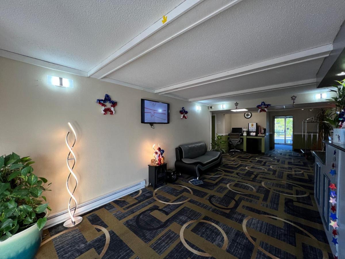 Hotel Super 8 By Wyndham Bangor Exteriér fotografie