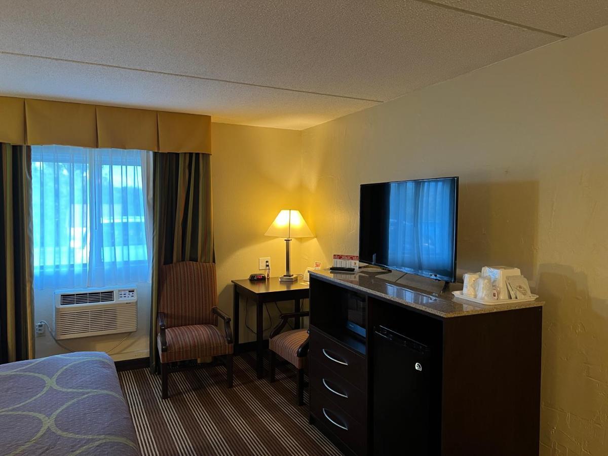 Hotel Super 8 By Wyndham Bangor Exteriér fotografie